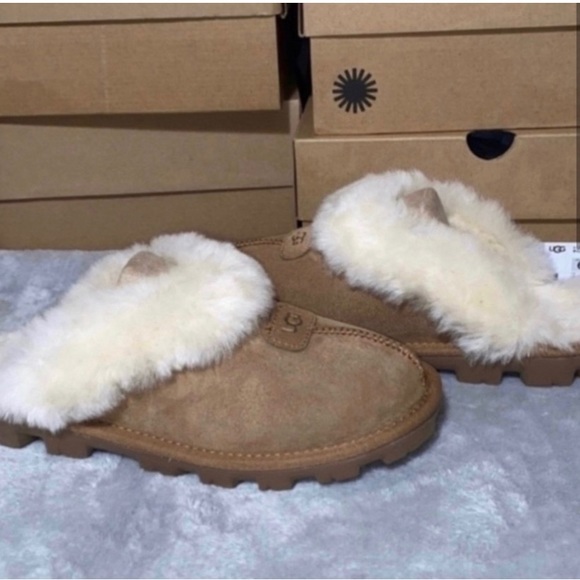UGG Shoes - UGG COQUETTE